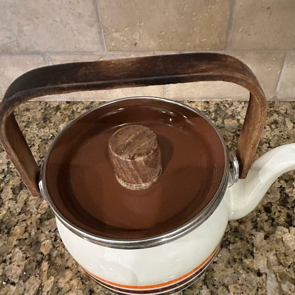Vintage Enamel Tea Kettle With Stripes - Picture 4 of 7